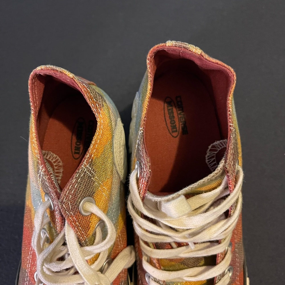 Converse